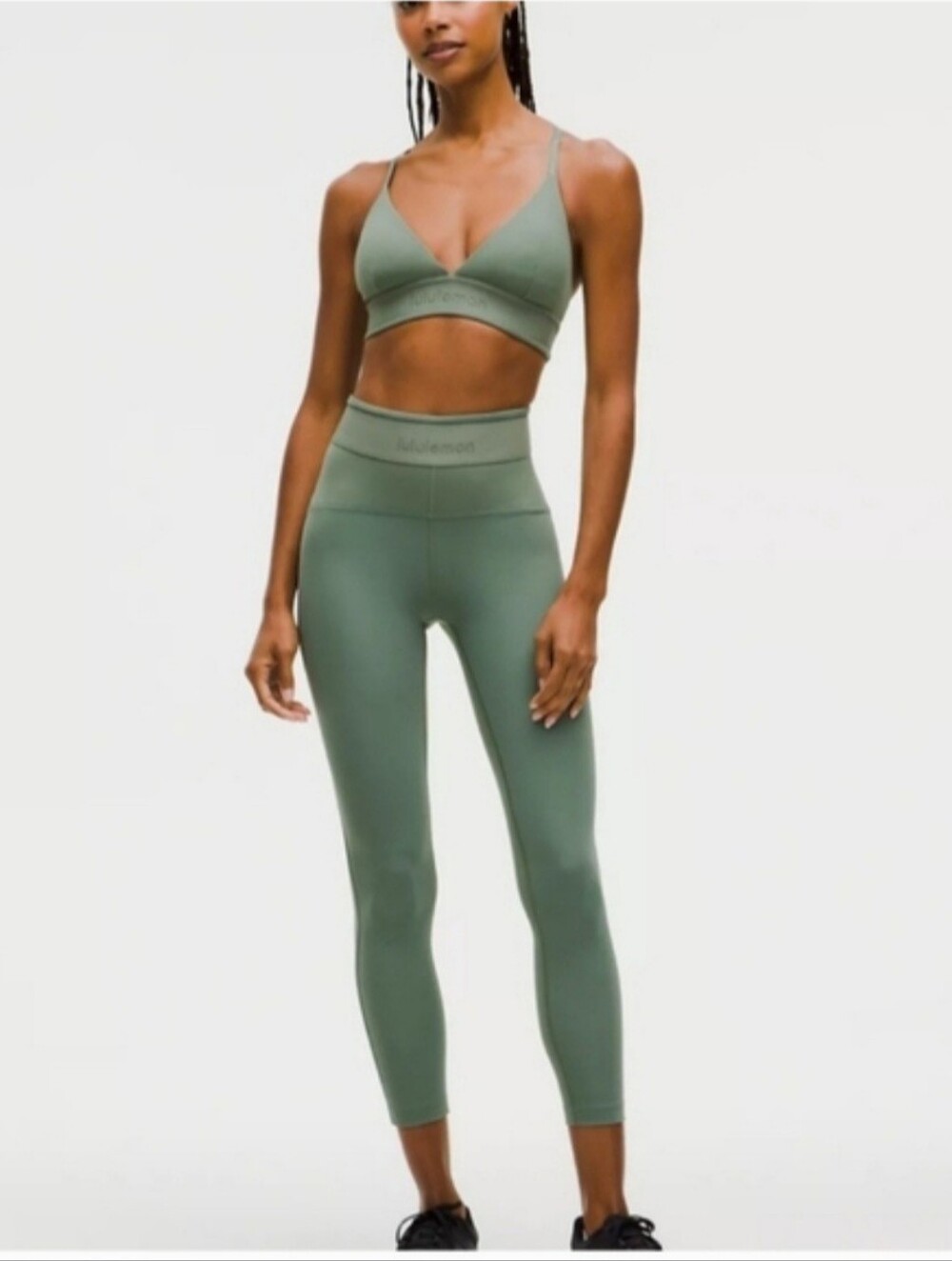 Lululemon License to train 25in size 8